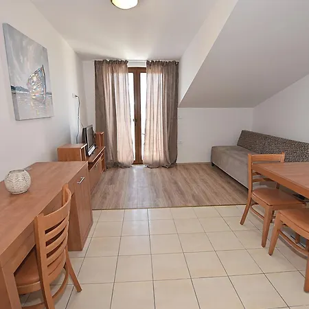 Daire La-be Zadar